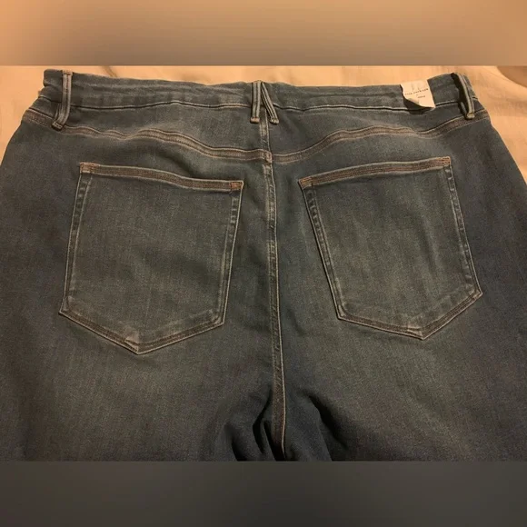 Good American x Calik Denim Always Fits Good Legs Skinny Crop Fits sizes 28W-32W - Picture 5 of 14